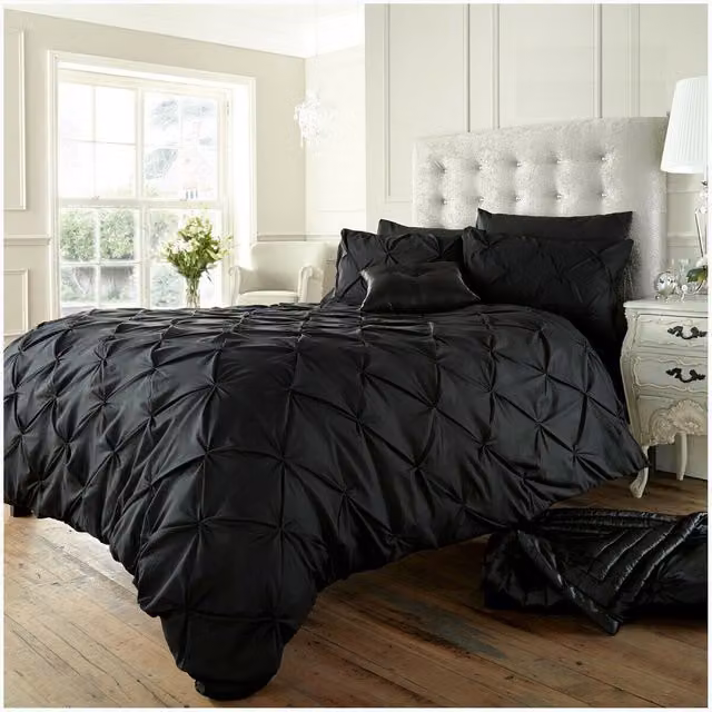 Smart Living Black Dotted Cotton Polyester Duvet Cover and Pillowcase Set, Pillowcase Size: 50 x 75 cm