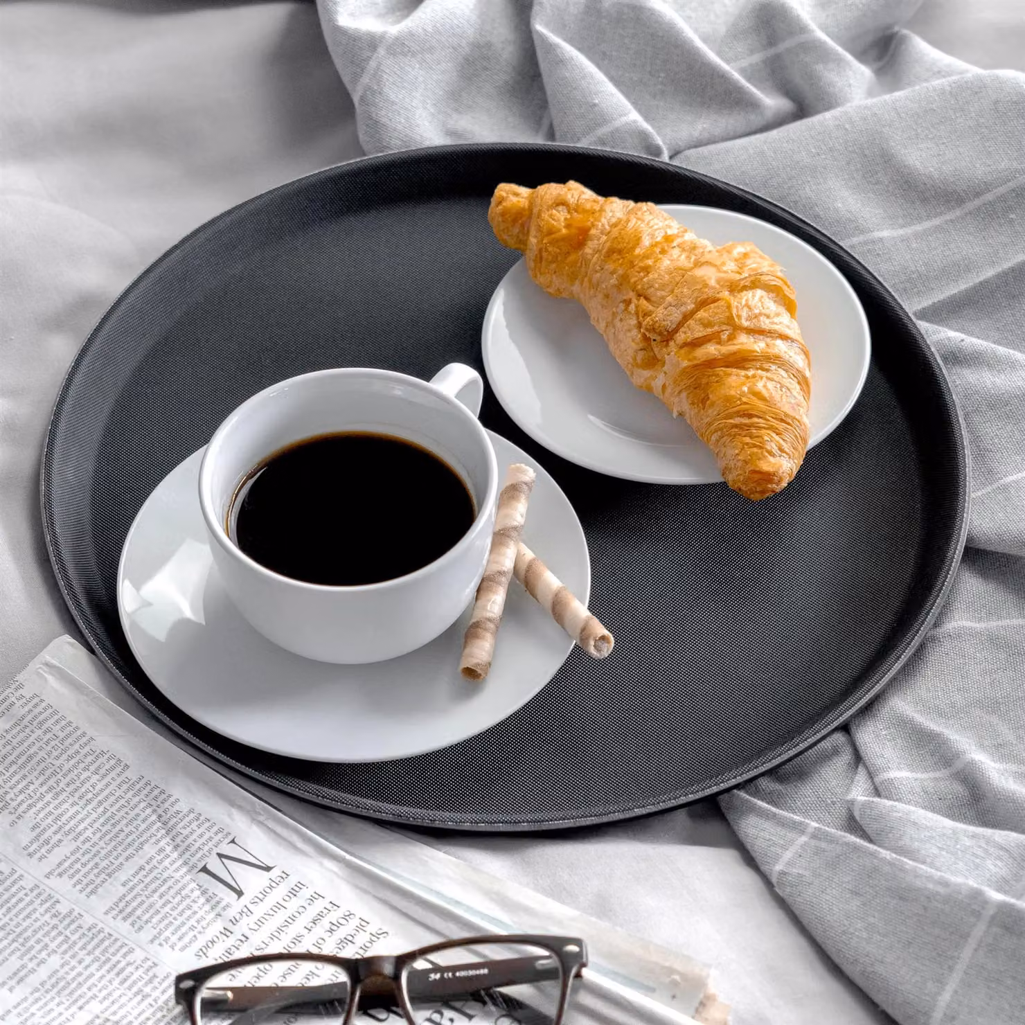 Argon Tableware Black Round Non-Slip Serving Trays, Pack of 6, Diameter: 28 cm – 7