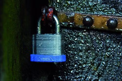 ABUS Eterna Laminated Steel Padlock with EE0020 Alike Keyed in White – 2