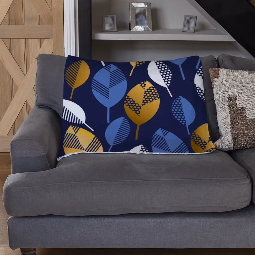 Benjamin Tate Design Floral White Blue and Gold Leaves on Navy Fleece Blanket, W/D/H: 120 x 150 cm – 3