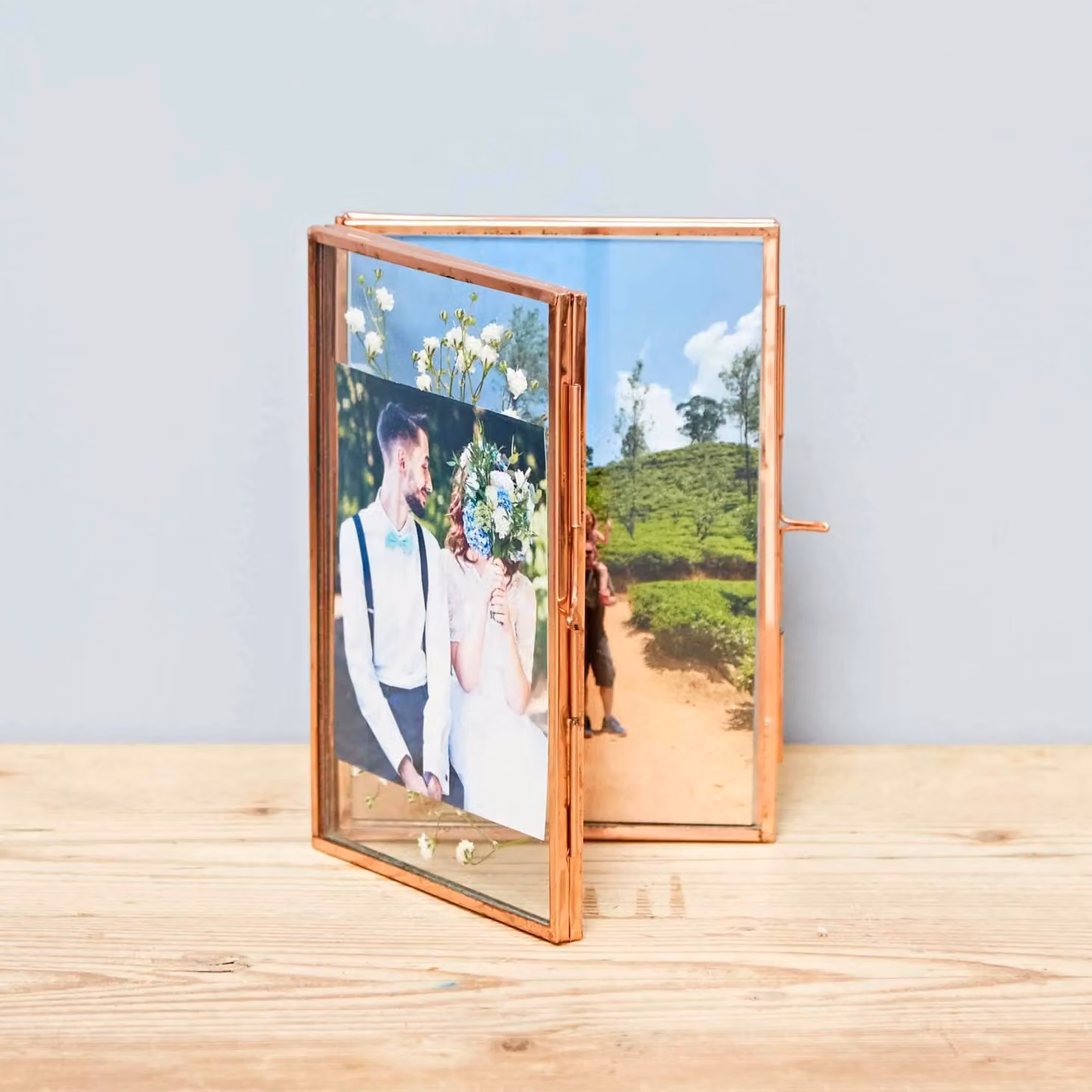 Paper High Metallic Silver Reclaimed Glass Folded Double Photo Frame – 2