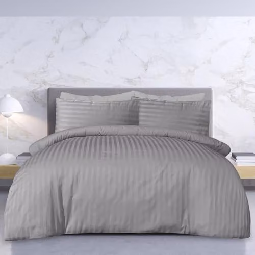 Sleepdown Mako Satin Striped Reversible Duvet Cover and Pillowcase Set in Grey, W/D/H: 230 x 220 x 180 cm