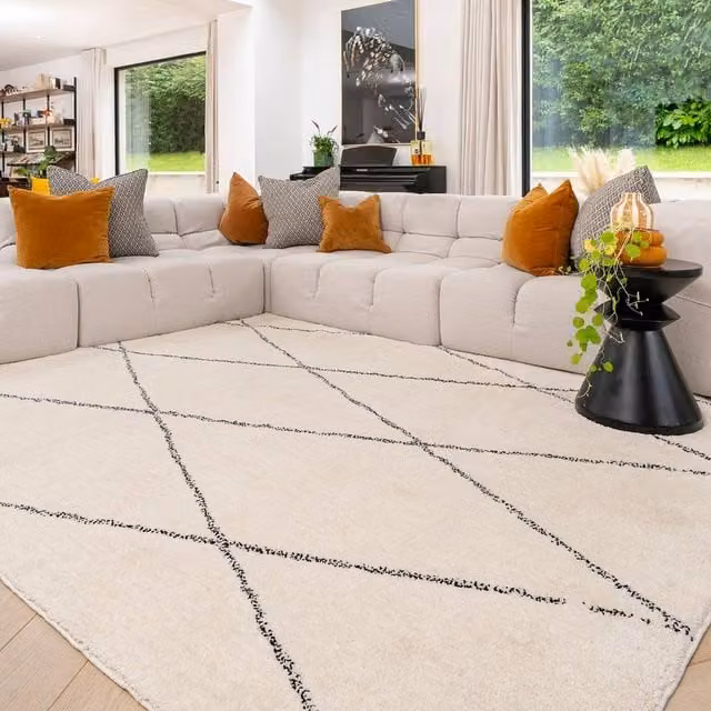 Kukoon Cream, Black and White Abstract Scandinavian Machine Woven Shag Rug, W: 160 cm, D: 230 cm