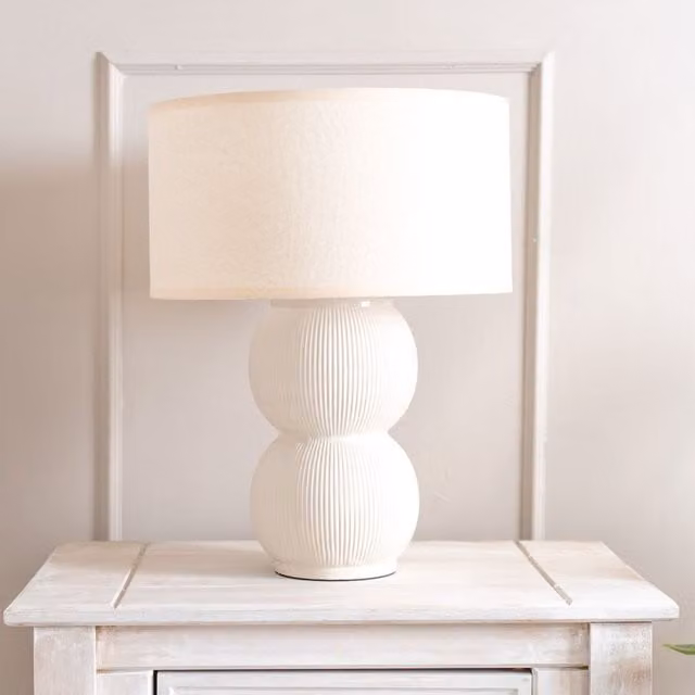 ValueLights Gemma Ceramic Table Lamp with Linen Drum Shade in Beige – 1