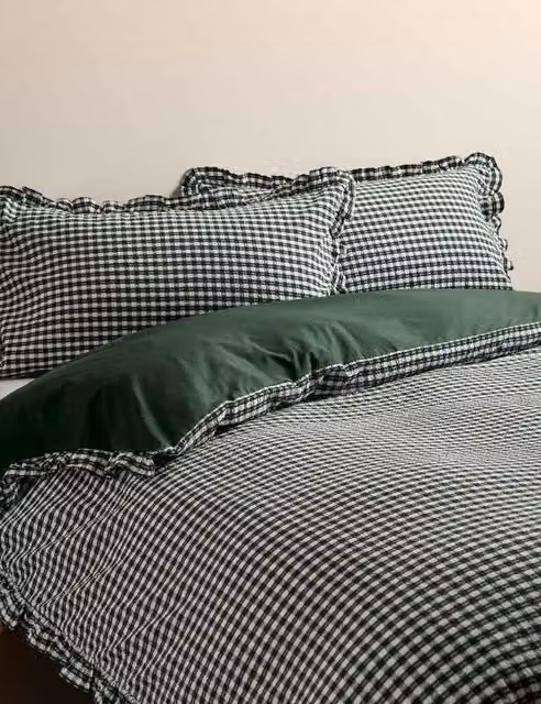 M&S Green Checked Pure Cotton Gingham Ruffle Bedding Set W/D/H: 180 x 200 cm