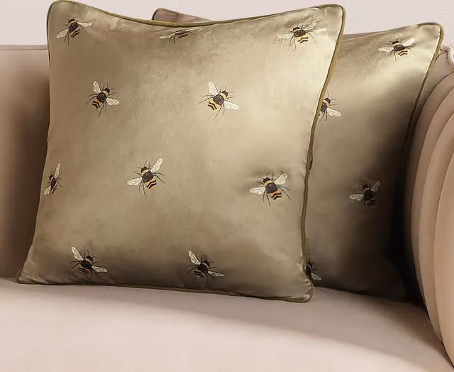 OHS Pack of 2 Green Velvet Bee Cushion Covers with Graphic Animal Design
