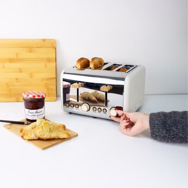 Hamilton Beach 4-Slice Stainless Steel Toaster in Beige