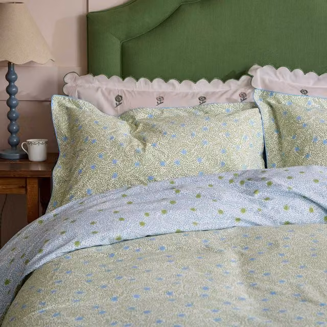 Joules Trailing Ditsy Kingsize Reversible Cotton Percale Duvet Cover and Pillowcase Set, Green, W: 180 cm, L: 200 cm