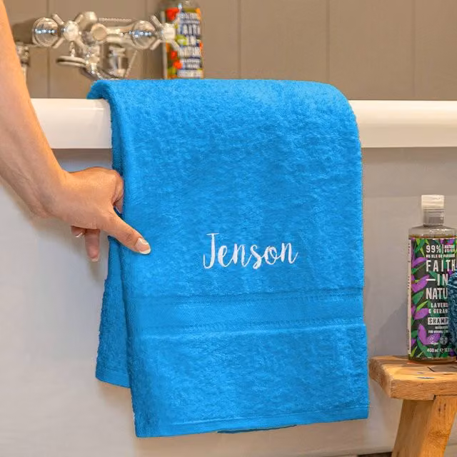 Duncan Stewart Personalised Luxury Fluffy Cotton Bath Towel in Turquoise, W/D/H: 130 x 70 x 70 cm
