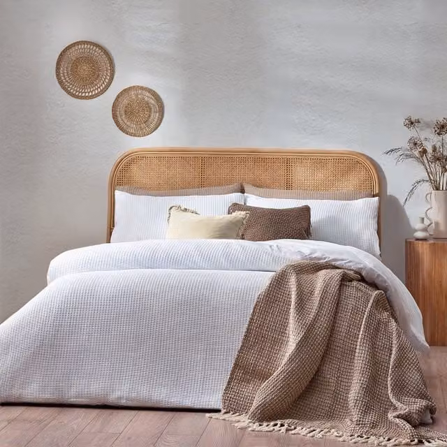 Yard Chunky Waffle 100% Cotton Duvet Cover Set in White, 140 x 200 cm