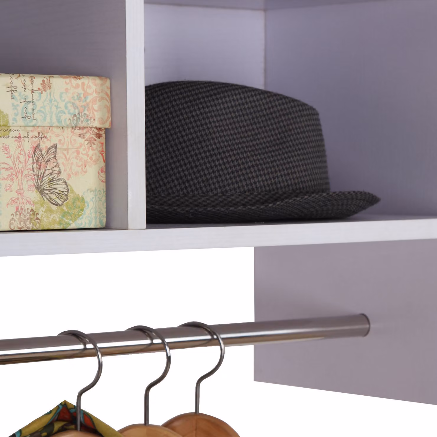 HOMCOM Wall Mounted Coat Hanger and Storage Shelf Rack in White – 3